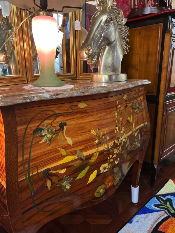 Commode Daïdé style Louis XIV, motif de Mr Gallé