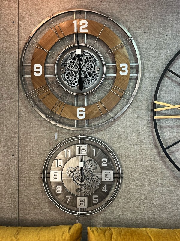 Grande horloge de style industriel 