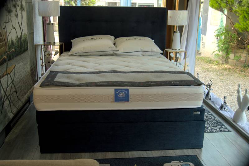 Lit en position fermée