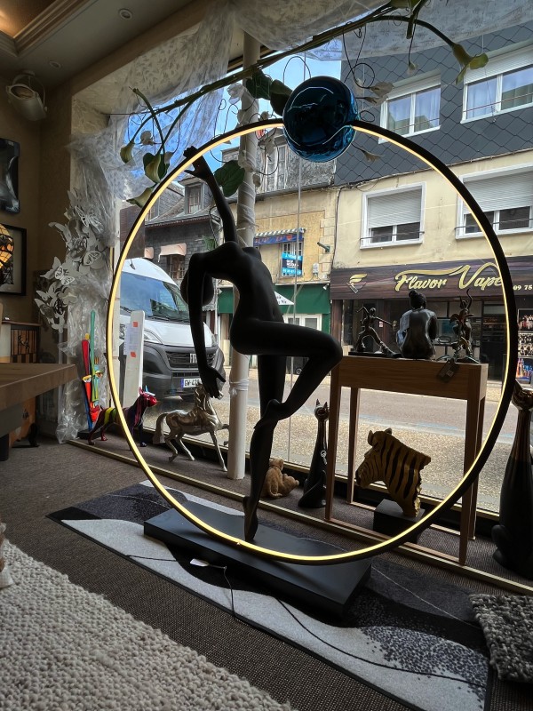 Lampe led danseuse design 